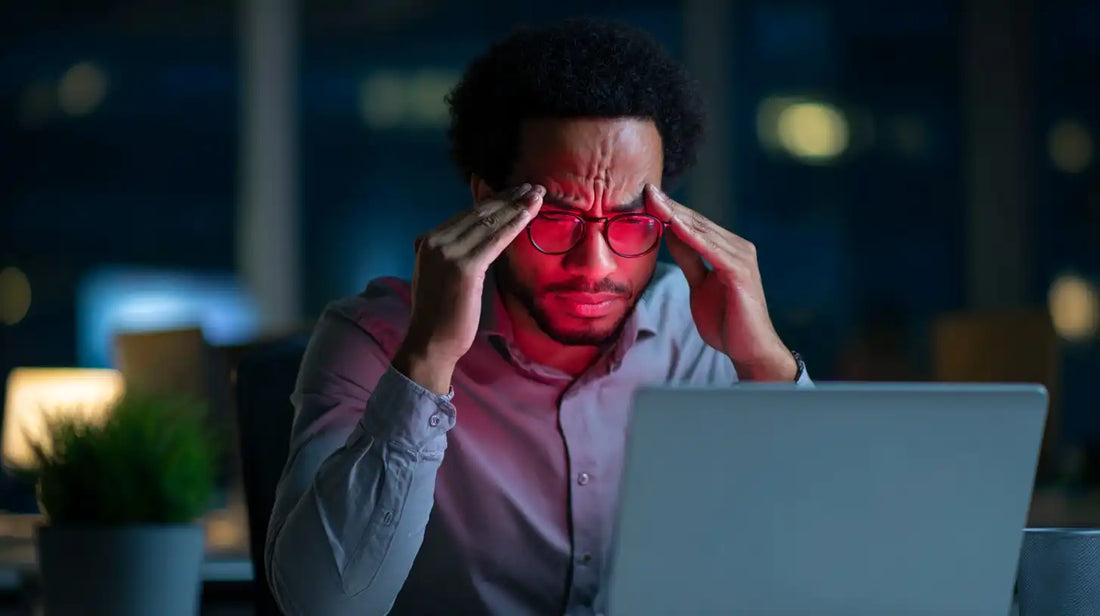 Cómo saber si tus dolores de cabeza vienen de los ojos (y no del estrés)