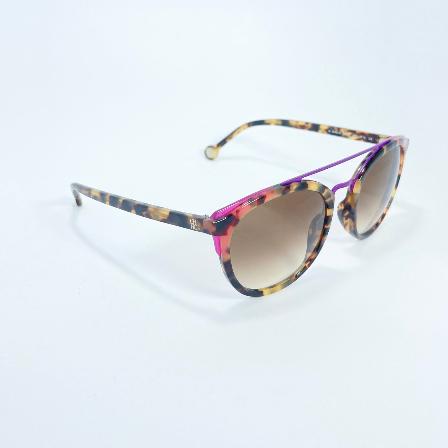 GAFAS DE SOL CAROLINA HERRERA LEOPARD SHE741