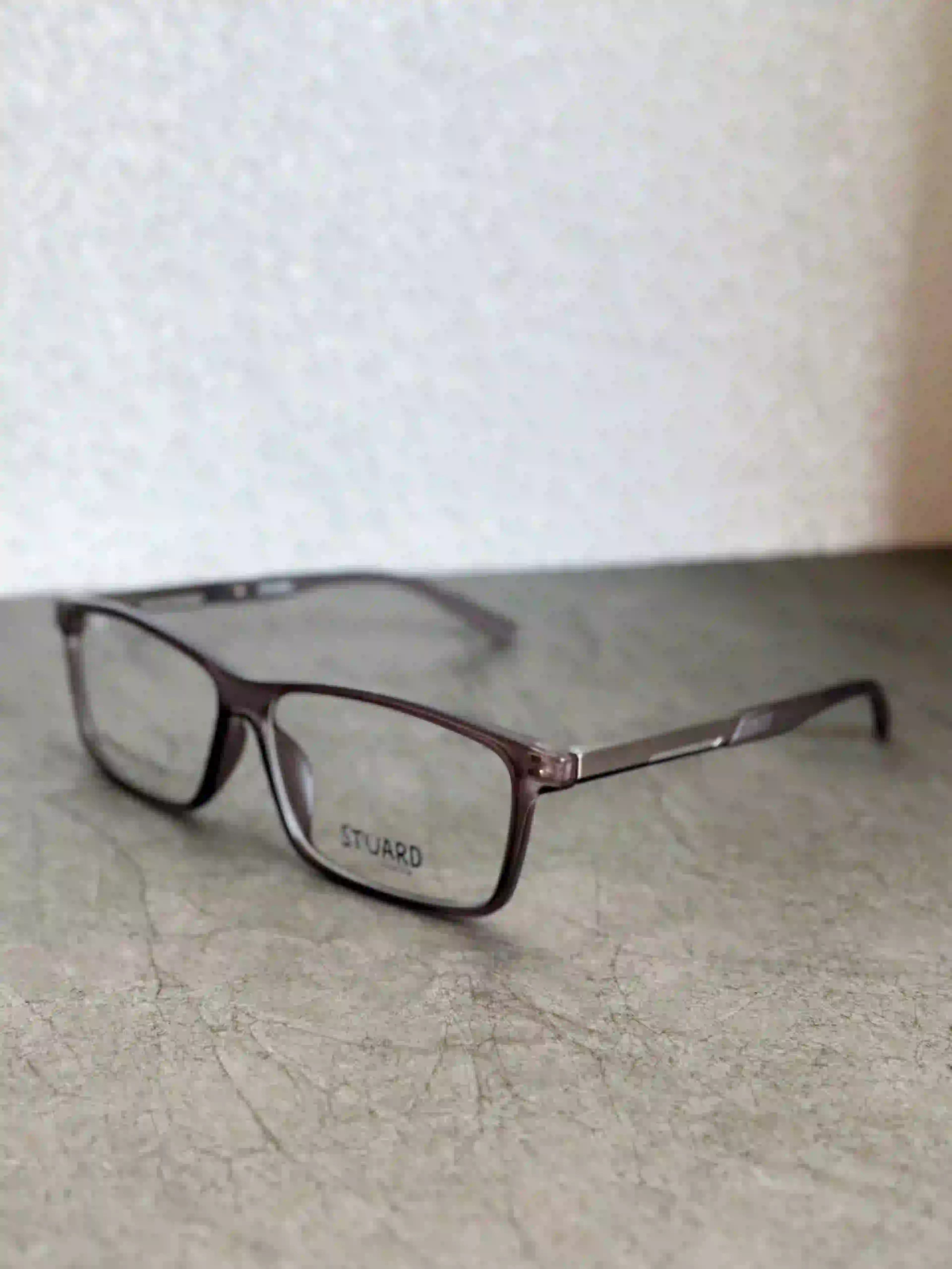 MONTURA RECTANGULAR NIÑO TR90 STJ8808 - Optica Visión Natural